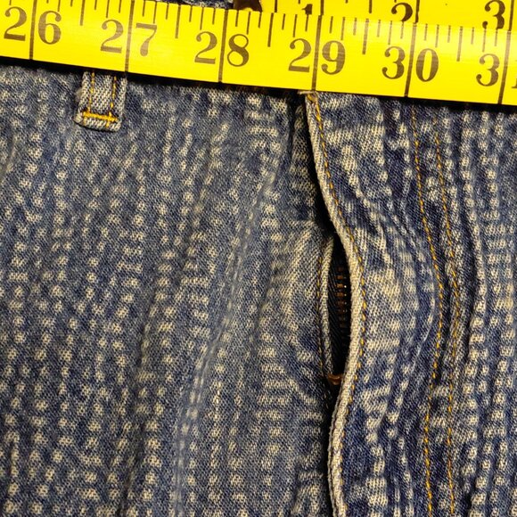 Made in Canada. 90's Ziggy! Sports Wear pocketless, high-waist skinny jeans - Picture 13 of 15